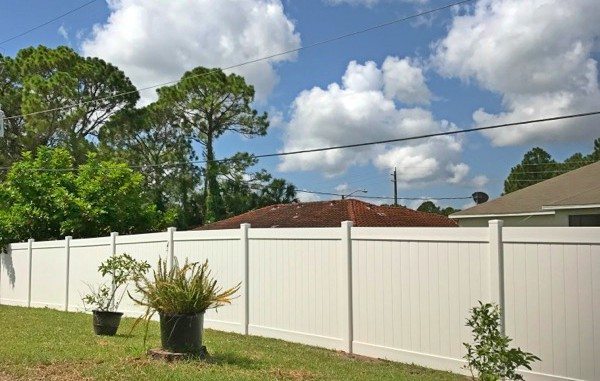 Vinyl Fence Palm Bay Featured Installation