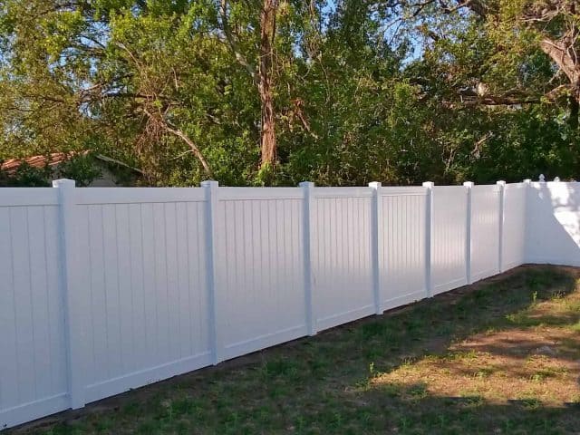 Vinyl Fence Lakeland Featured Installation