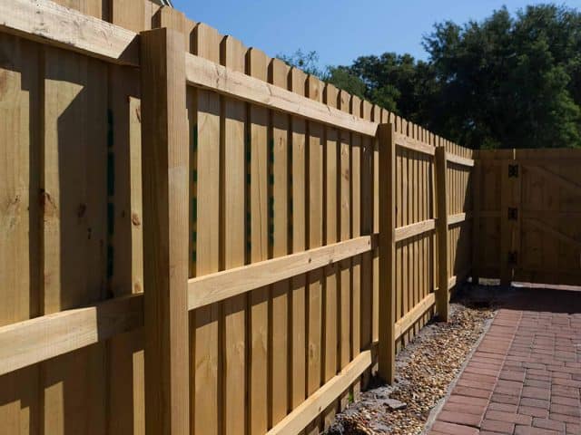 Wood Fence - Board on Board 12