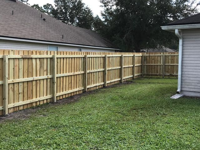 Wood Fence - Board on Board 5