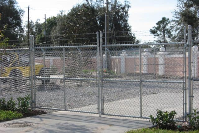 Commercial Chain Link Fence 2