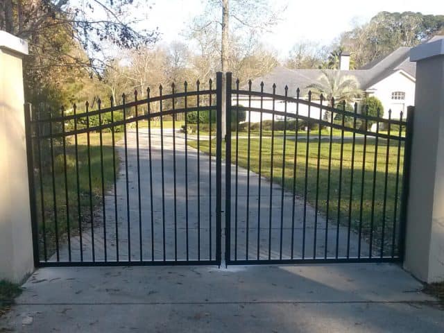 Gates & Entry 10