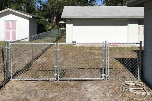 Residential Chain Link Fence 10