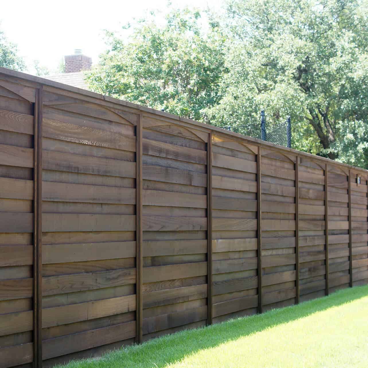 https://www.superiorfenceandrail.com/wp-content/uploads/2020/01/Lantana-Fence-Company-1x1-1.jpg