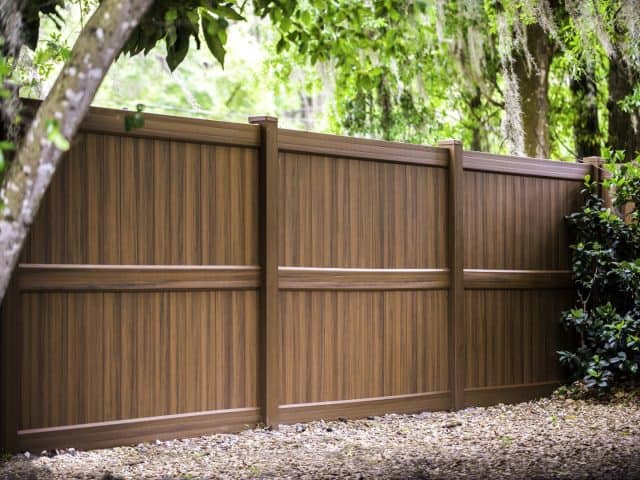 Which Brentwood Fence Company Is Best For Your Fence Project?