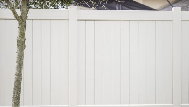 Top 25 Questions to Ask Your Garner Fence Builder