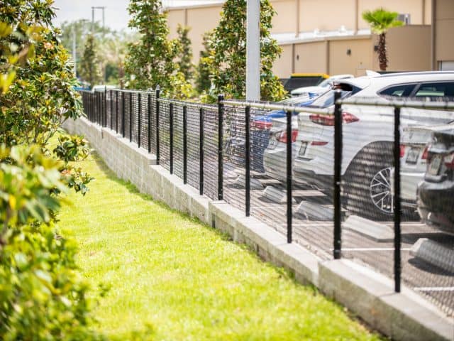 How Much Does It Cost to Hire an Osprey Fence Company?