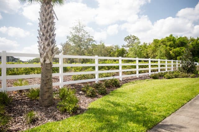 Vinyl Fence - Ranch Rail Fence - 4 Rail Fence - White Vinyl