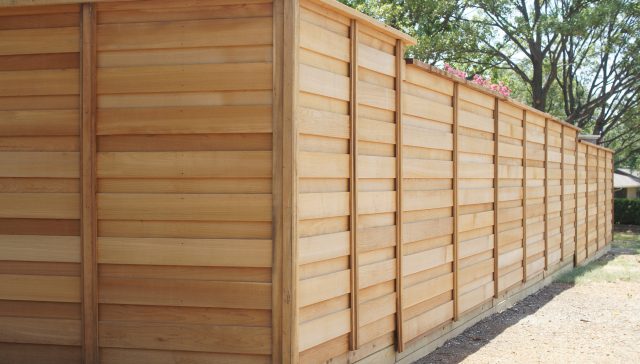 Which Lewisville Fence Company Should I Choose to Install My Fence?