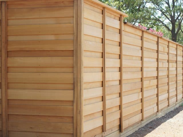 Which Lewisville Fence Company Should I Choose to Install My Fence?