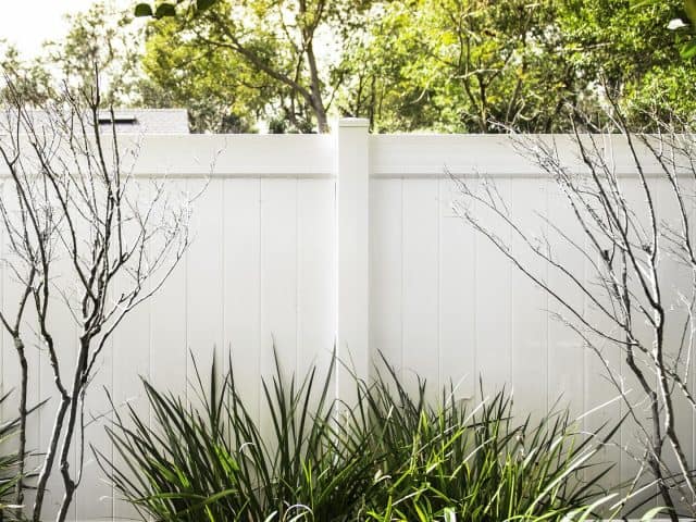 Where Can I Find the Best Meridian Fence Company?