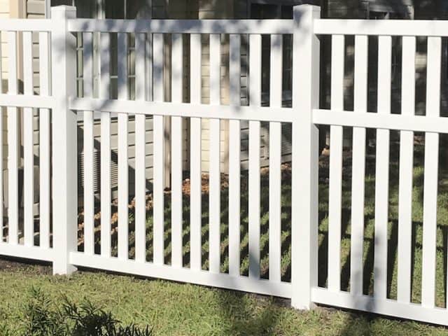 How to Choose a Gainesville Fence Contractor