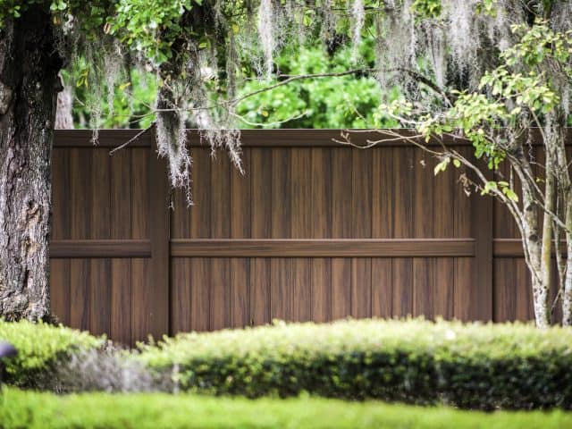 Choose a Turnkey Winter Haven Fence Company for Streamlined Installation and Excellent Customer Service