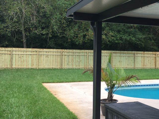 Which Coral Springs Fence Company Is Top-Rated by Customers?