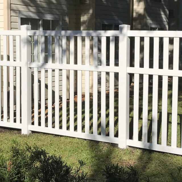 Does a Cary Fence Builder Provide First-Class Customer Service?