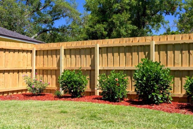 5 Questions to Ask a Middleton Fence Company