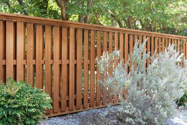 Does an Athens Fence Builder Sell Quality Products?