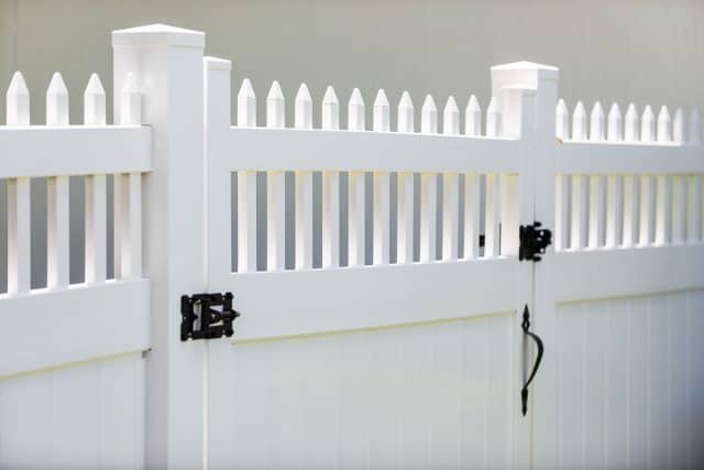 Vinyl Fence - Gate - Livingston