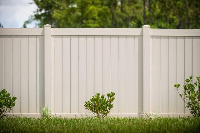 Vinyl Fence - Tan Hamilton with Flat Cap