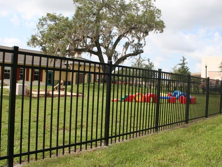 best fencing company https://www.superiorfenceandrail.com/wp-content/uploads/2021/01/c13l.jpg