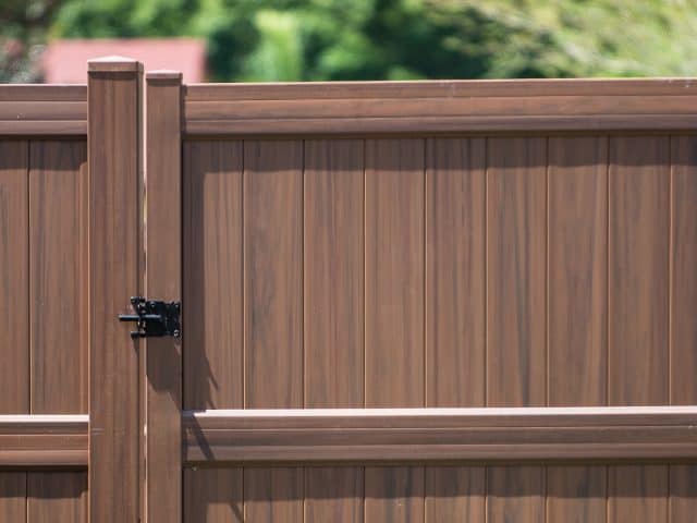 How to Choose a Fort Mill Fence Company