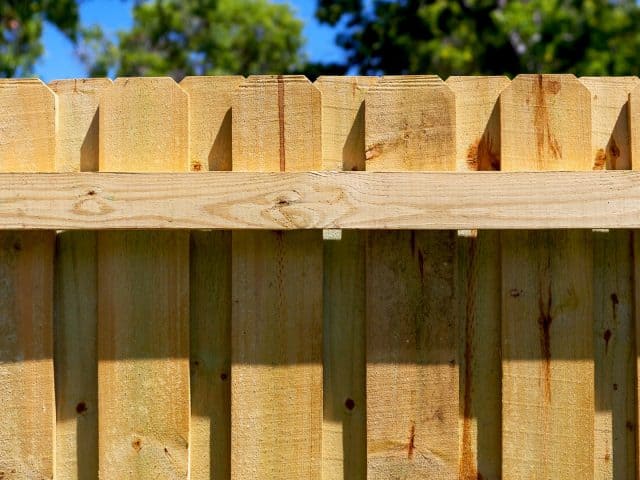 3 Reasons to Hire a Smyrna Fence Company Instead of Do it Yourself