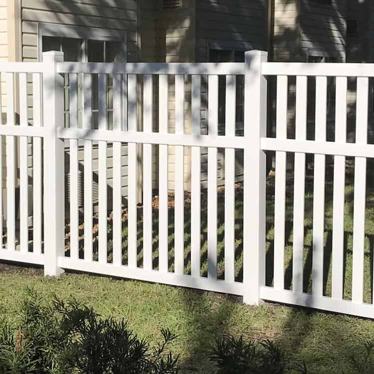 Hawthorne Fence Company white vinyl fence
