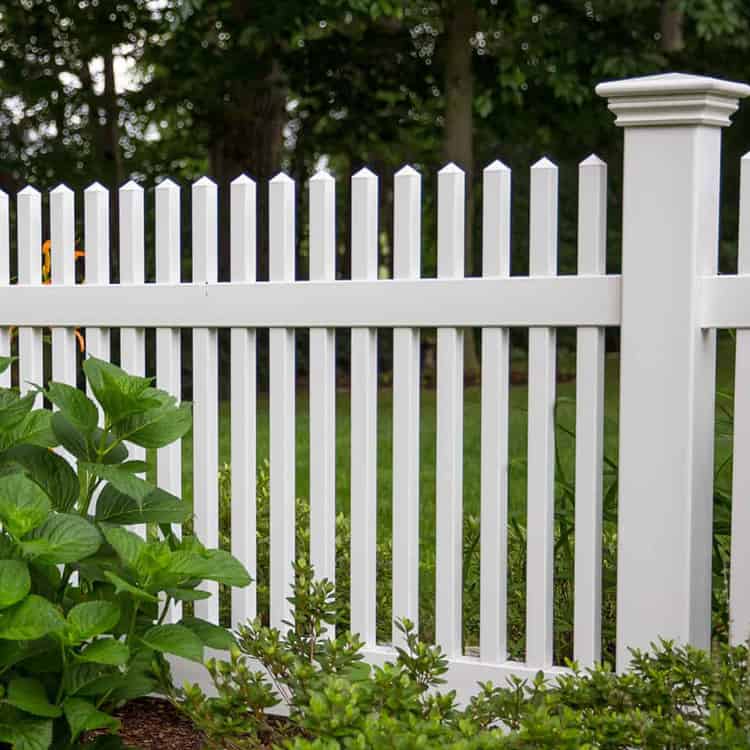 Lake Buena Vista Fence Company vinyl fence white