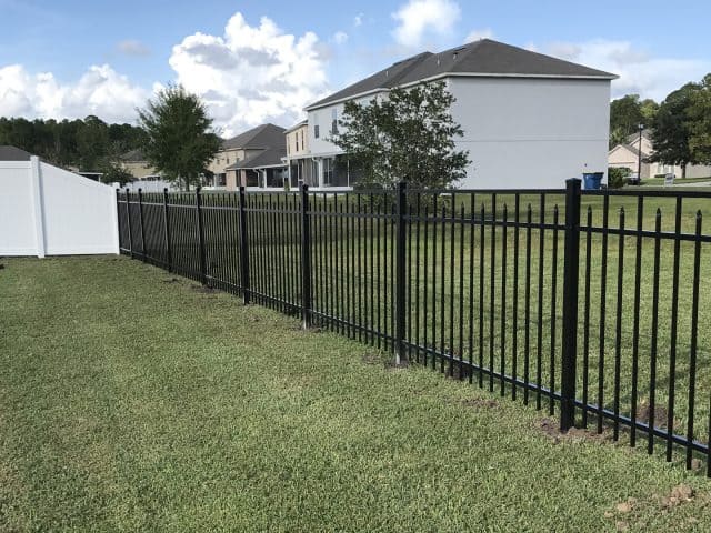 Choose a Ponte Vedra Beach Fence Company That Provides First-Class Customer Service