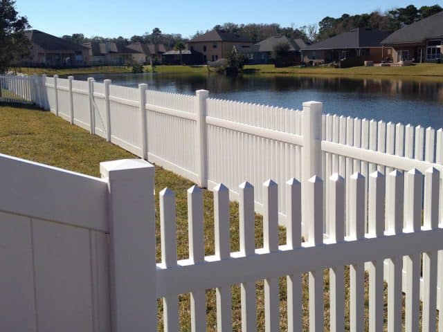 How Do You Know If a Poinciana Fence Company Will Install Fencing Correctly?