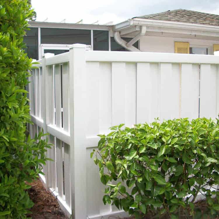 Chesapeake fence company white vinyl fence