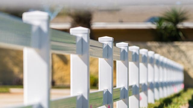 How Much Will a Covington Fence Company Charge You?