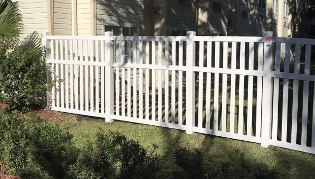 How Much Time Does a Hartford Fence Company Need to Install Fencing?
