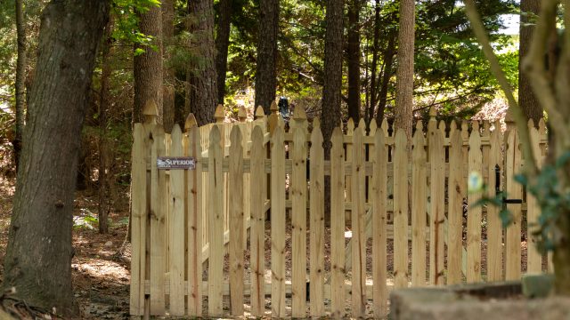 Does an Owensboro Fence Company Do Quality Work?