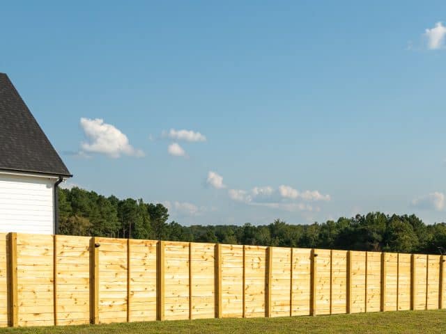 What Type of Fencing Should You Buy from a Providence Fence Company?