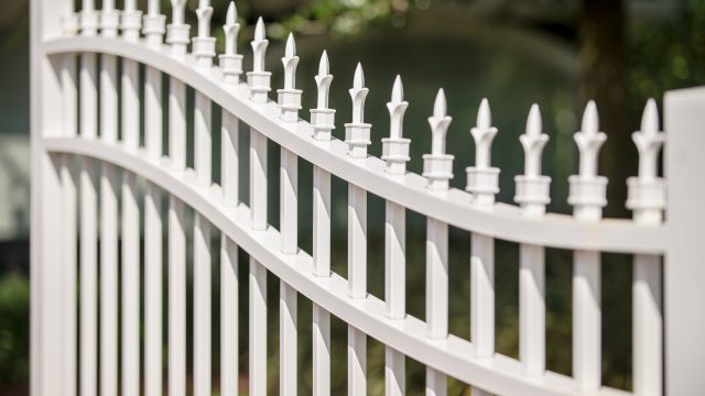 Enhancing Properties in Justin with Superior Steel Fences
