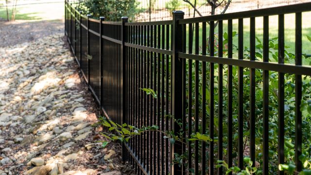 The Elegance and Durability of an Aluminum Fence