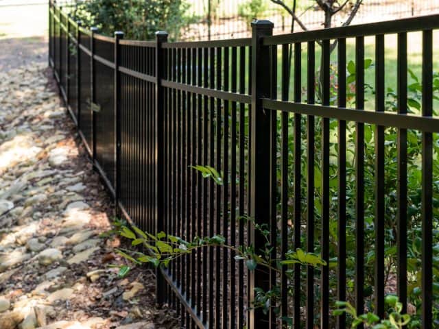 The Elegance and Durability of an Aluminum Fence