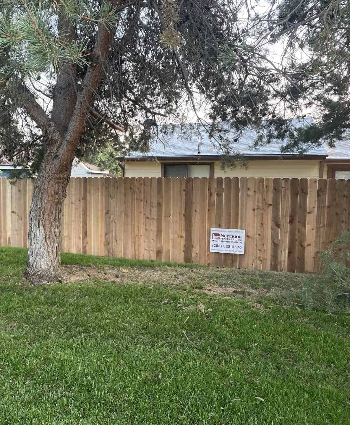 https://www.superiorfenceandrail.com/wp-content/uploads/2024/05/superior-cedar-fence.jpg