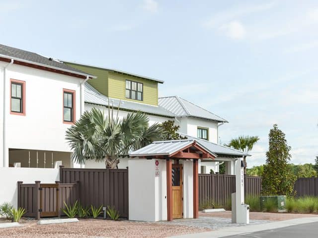 Commercial perimeter fencing 1