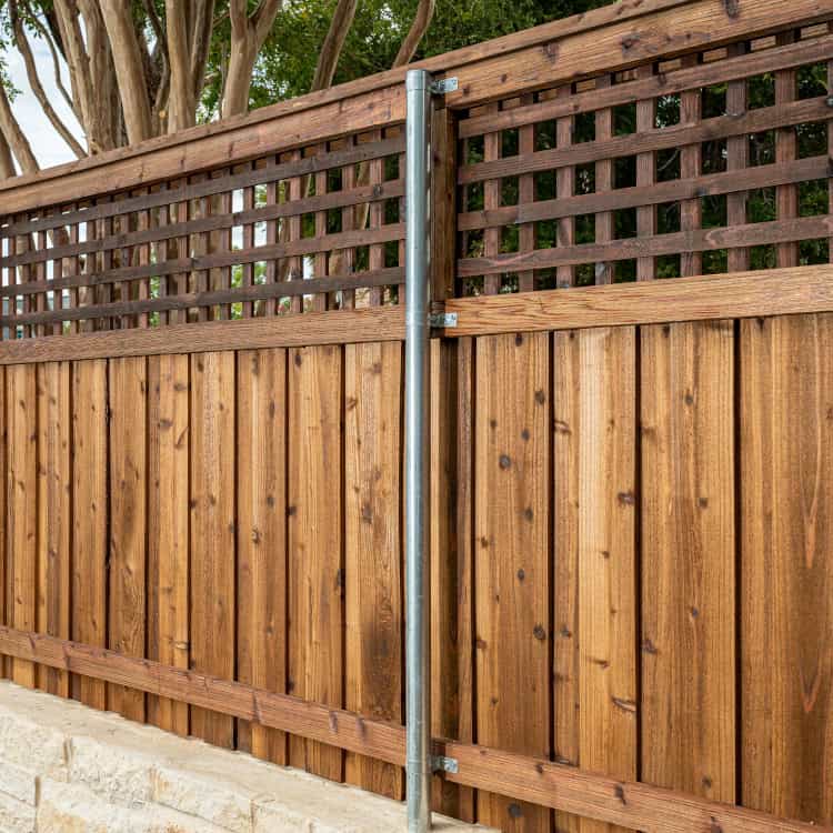 lattice fence wood https://www.superiorfenceandrail.com/wp-content/uploads/2025/04/lattice-fence-wood.jpg