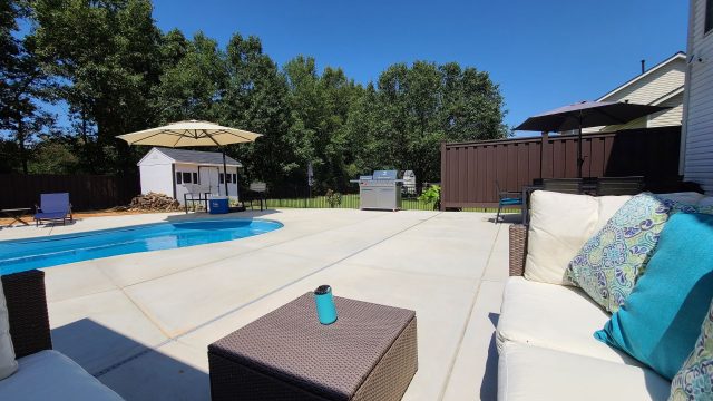 matthews fence company