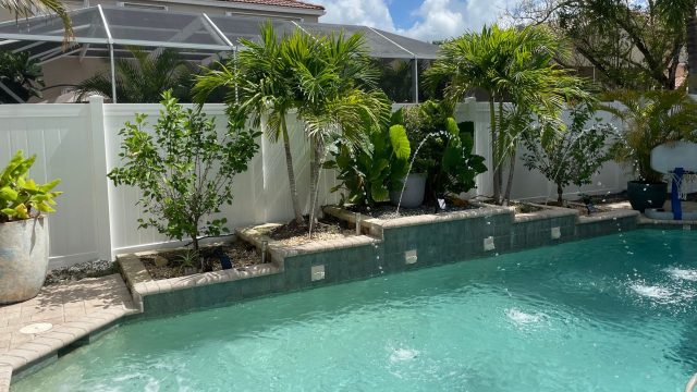 vinyl fence company
