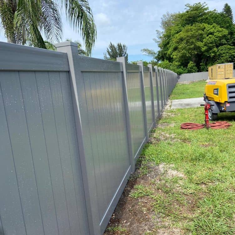 Coconut Creek Fence Installation (750 x 750 px) replacement of wooden fence with vinyl