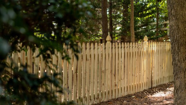 Wooden front yard fence Houston
