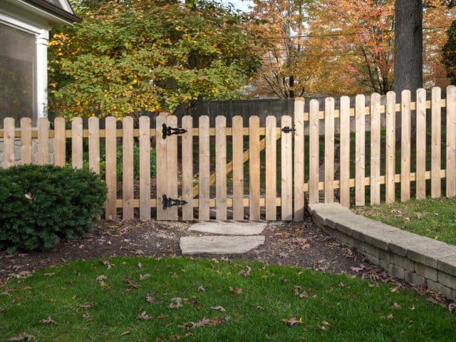 Finding The Right Style: Colonial Fence Company