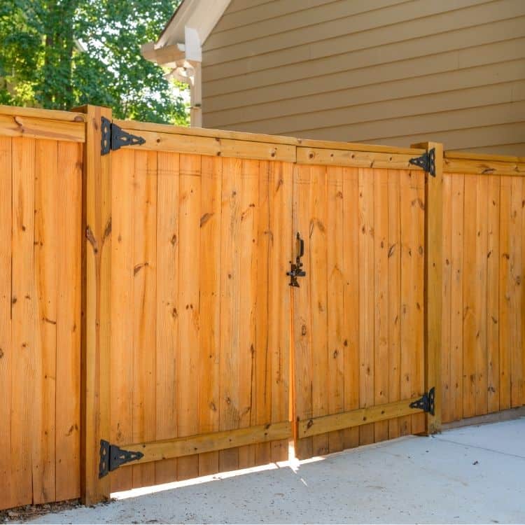 fence company Trumbull fence company Trumbull