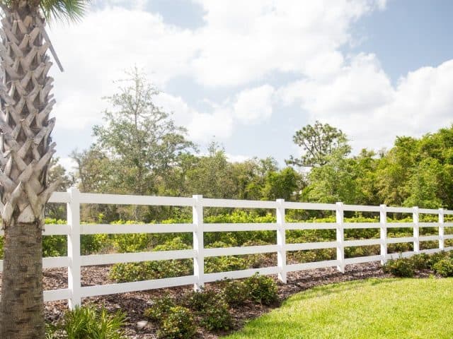 Choosing The Right Ocala Fence Company: Your Questions Answered