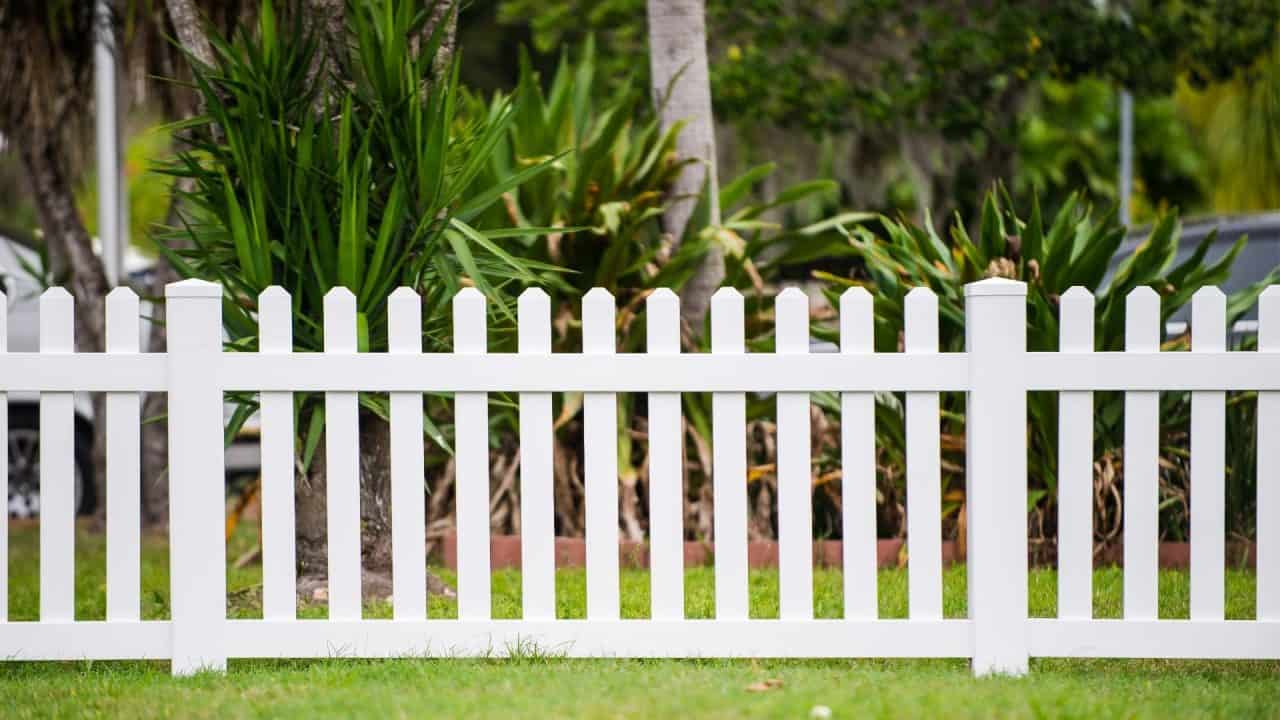 Polyvinyl chloride fence